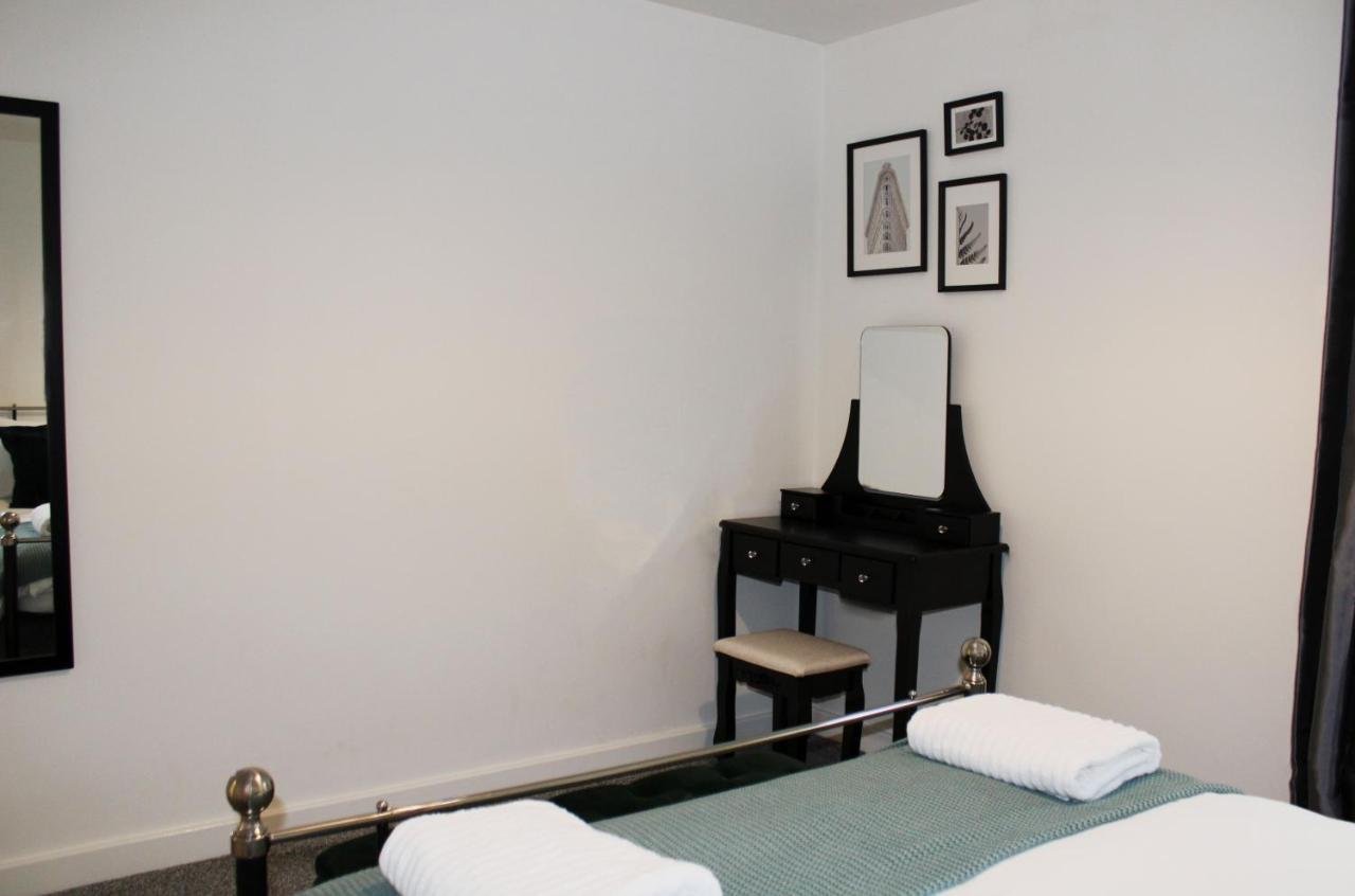 Didcot - Private Flat With Garden & Parking 08 Appartement Buitenkant foto