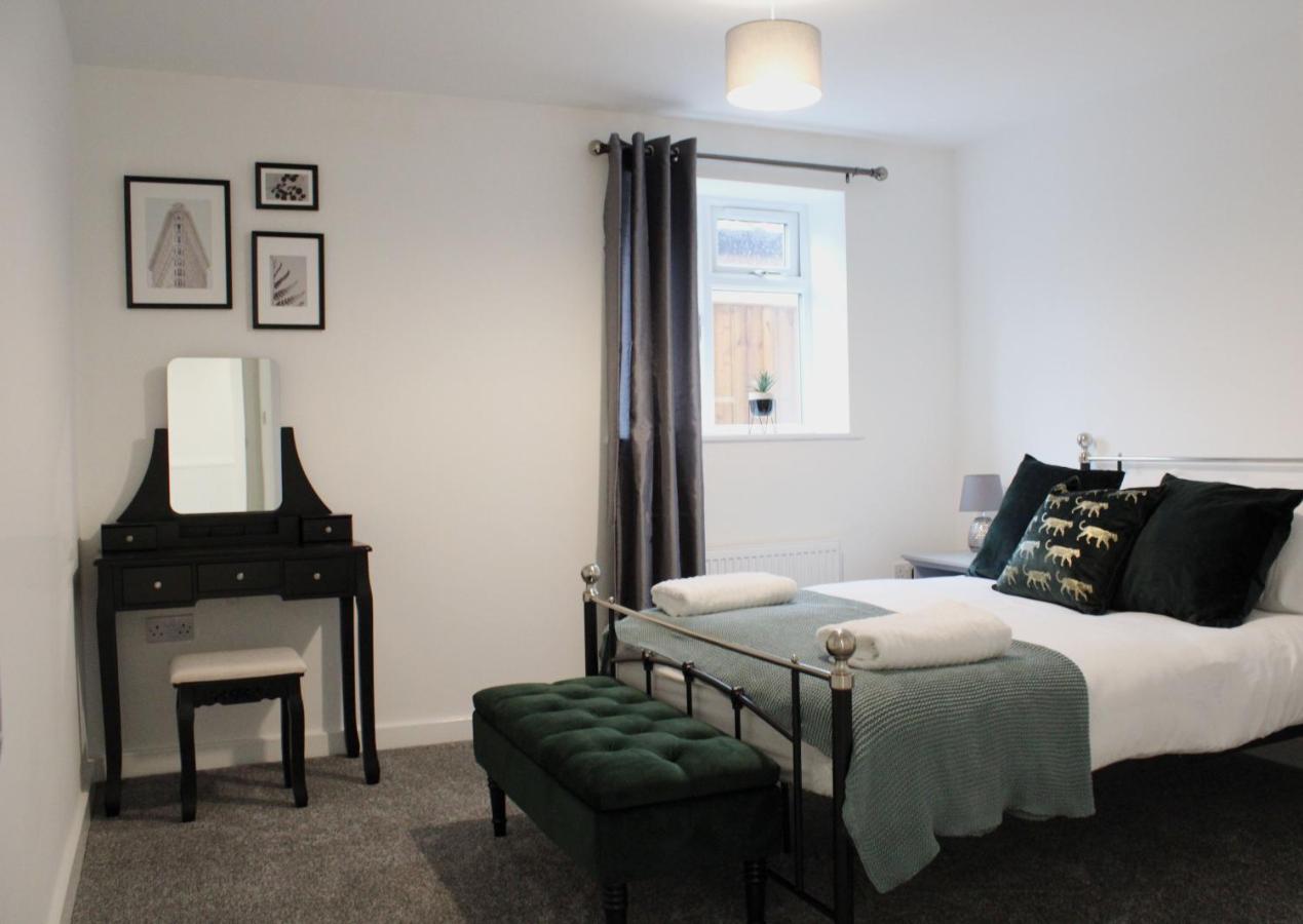 Didcot - Private Flat With Garden & Parking 08 Appartement Buitenkant foto