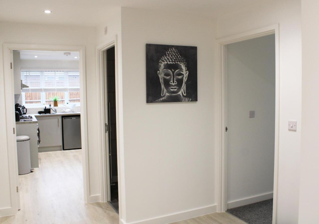 Didcot - Private Flat With Garden & Parking 08 Appartement Buitenkant foto