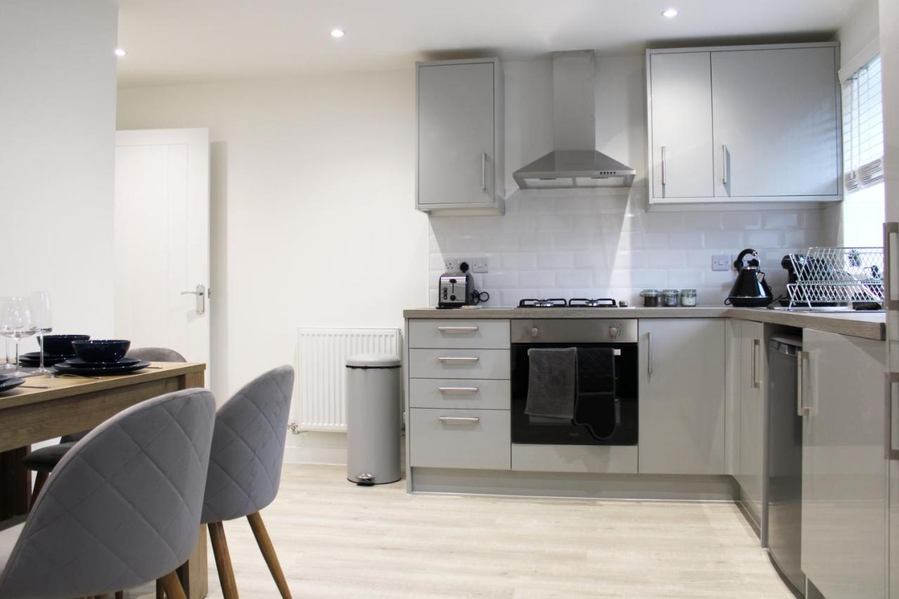Didcot - Private Flat With Garden & Parking 08 Appartement Buitenkant foto